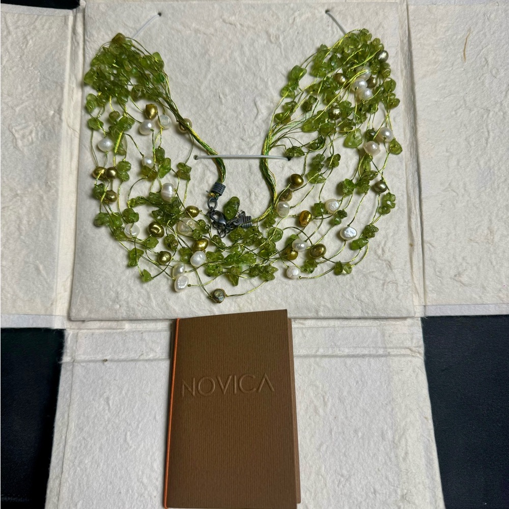 Novica Peridot and pearls mingle in an opulent design by Nareerat - Picture 1 of 7
